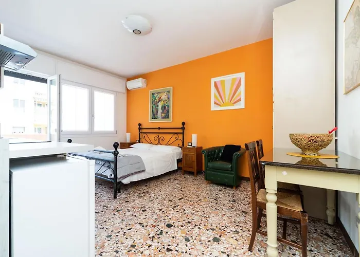 Monti Guesthouse