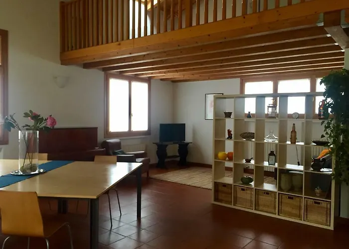 Casa Lunia